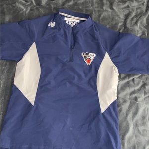 Shortsleeved windbreaker like courter zip pullover